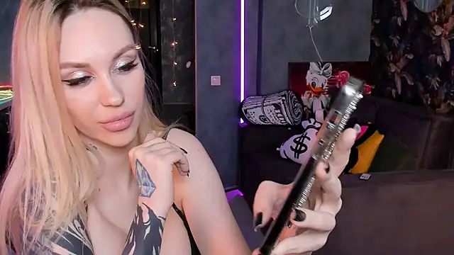 Blckmirrorr online show from March 30, 12:00 am