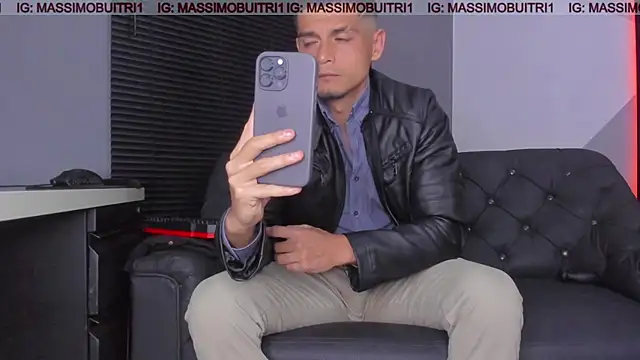 massimo g online show from November 21, 11:03 pm