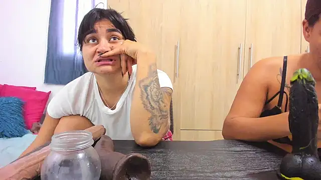 Snapshot of andreita_trujillos chatting on October 31, 4:41 pm andreita trujillos online show from October 31, 4:41 pm