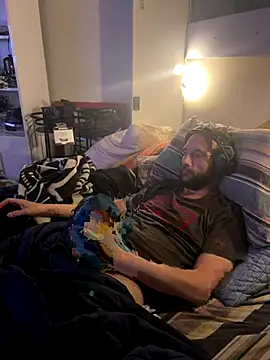 Snapshot of Helly069 chatting on November 3, 1:34 pm Helly069 online show from November 3, 1:34 pm