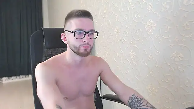 Snapshot of Marselle_Laker chatting on January 14, 10:34 pm Marselle Laker online show from January 14, 10:34 pm