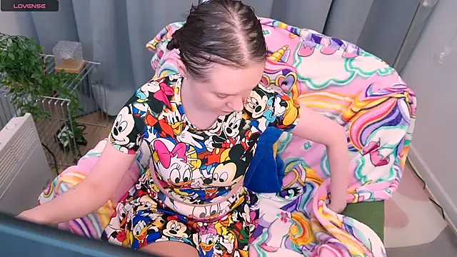 JannaVerdi  online show from April 10, 6:40 am