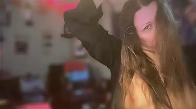 spunlikecottoncandy online show from February 18, 4:48 pm