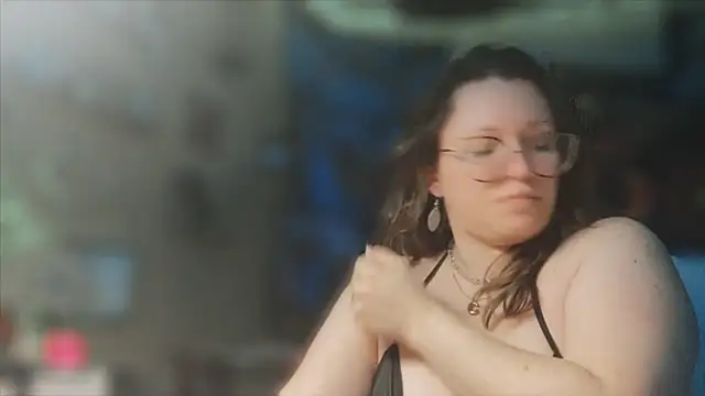 spunlikecottoncandy online show from October 14, 5:58 pm