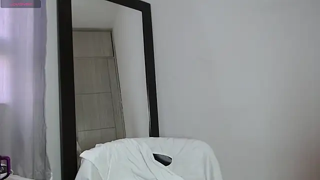 cristal sexybody online show from March 9, 9:57 pm