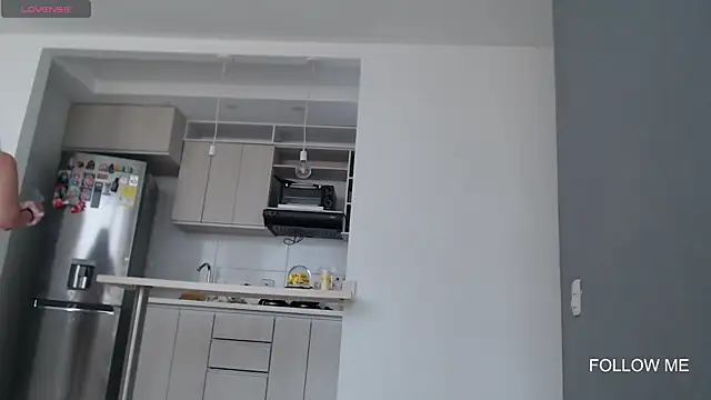 cristal sexybody online show from April 6, 3:46 pm