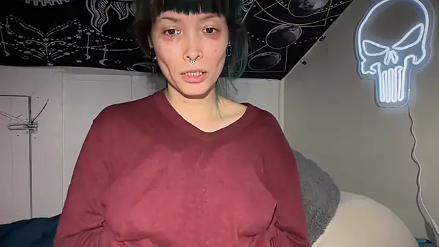 Snapshot of FRRANNKIE chatting on December 18, 11:34 am FRRANNKIE online show from December 18, 11:34 am