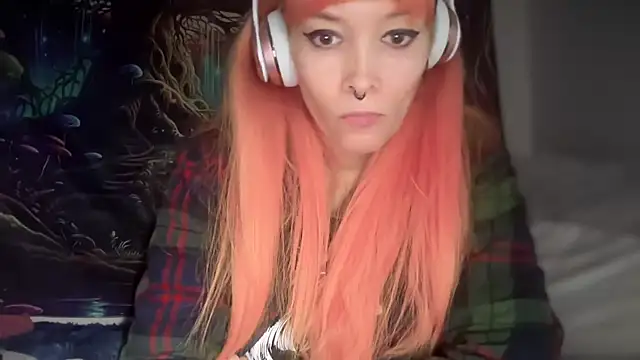 FRRANNKIE online show from December 18, 2:23 pm