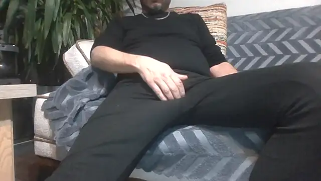 Snapshot of reslerkek31 chatting on March 15, 9:32 pm reslerkek31 online show from March 15, 9:32 pm