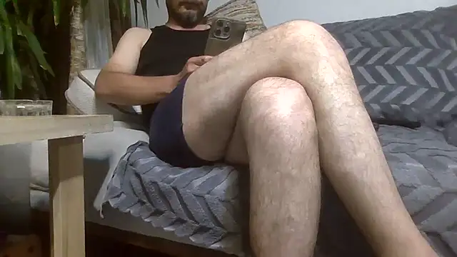 Snapshot of reslerkek31 chatting on June 11, 8:18 pm reslerkek31 online show from June 11, 8:18 pm