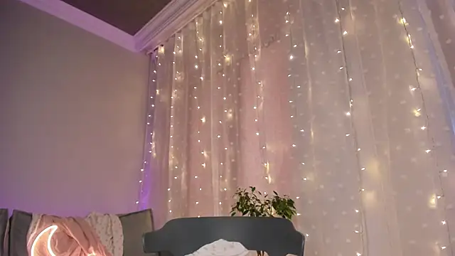 lina stones online show from March 2, 1:38 pm