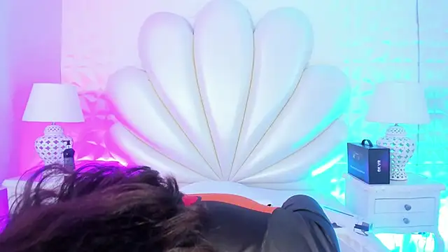 LucianaCarter online show from December 30, 5:55 pm