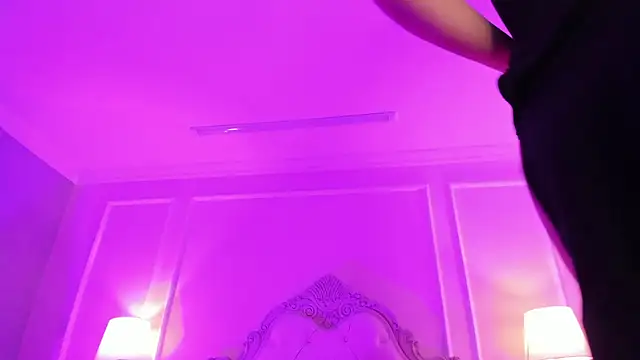 LucianaCarter online show from October 16, 3:40 am