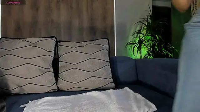 Snapshot of SophiePalmer chatting on January 30, 12:59 pm SophiePalmer online show from January 30, 12:59 pm