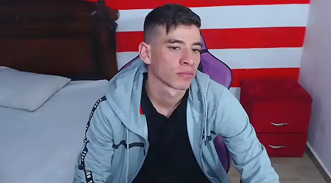 Snapshot of DEIBY_BABY chatting on December 7, 1:03 am DEIBY BABY online show from December 7, 1:03 am