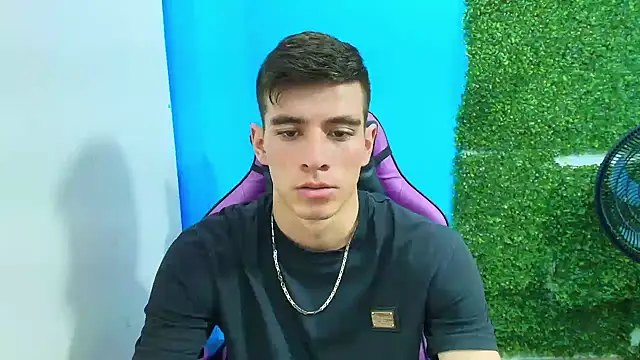 Snapshot of DEIBY_BABY chatting on January 23, 10:11 pm DEIBY BABY online show from January 23, 10:11 pm