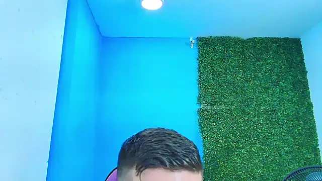 Snapshot of DEIBY_BABY chatting on February 15, 4:03 am DEIBY BABY online show from February 15, 4:03 am