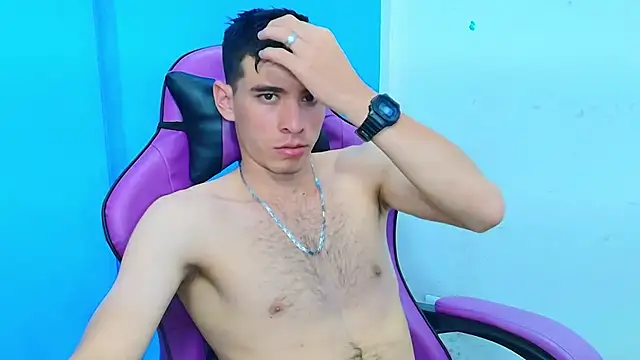 Snapshot of DEIBY_BABY chatting on February 20, 1:57 am DEIBY BABY online show from February 20, 1:57 am