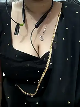 Sexybomb33 online show from January 28, 8:04 pm