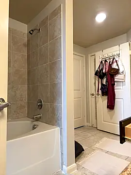 Natur4lBeautyb33 online show from December 16, 8:36 pm