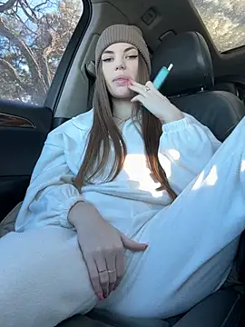 Snapshot of _i_have_cookies1 chatting on February 8, 12:17 pm  i have cookies1 online show from February 8, 12:17 pm