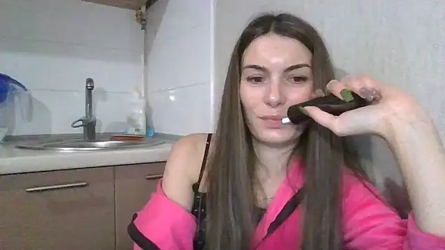 Snapshot of Carol-Rose chatting on December 10, 9:11 pm Carol-Rose online show from December 10, 9:11 pm