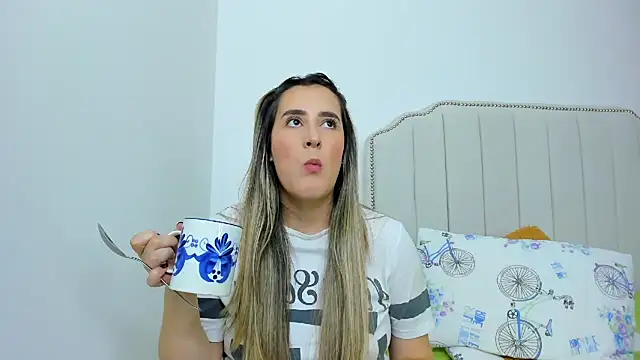 Hanna86 online show from March 5, 12:38 am