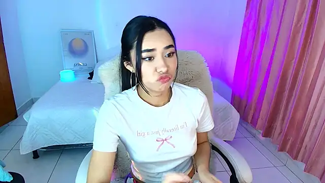 AmyOlimpo online show from March 10, 5:12 am