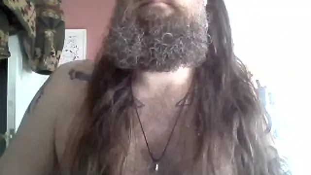 Snapshot of Thrillhouse chatting on February 22, 2:41 pm Thrillhouse online show from February 22, 2:41 pm