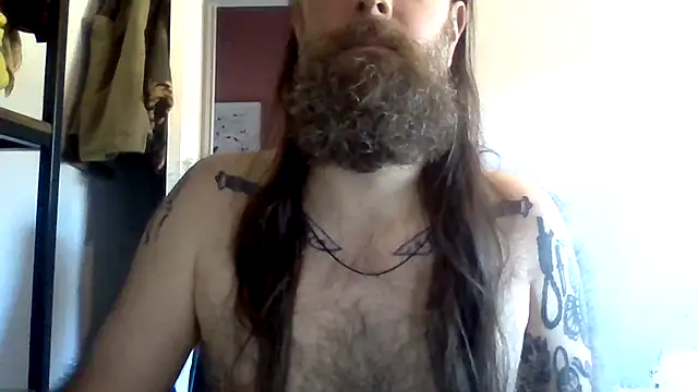 Snapshot of Thrillhouse chatting on September 12, 7:52 am Thrillhouse online show from September 12, 7:52 am