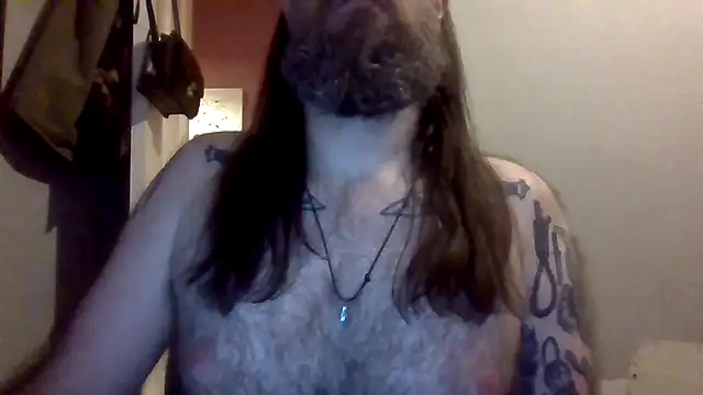 Snapshot of Thrillhouse chatting on October 12, 11:37 pm Thrillhouse online show from October 12, 11:37 pm