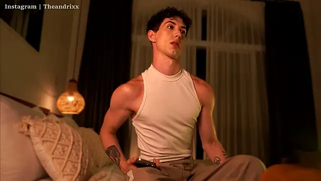 Snapshot of Bbrandon_ chatting on February 3, 1:49 pm Bbrandon online show from February 3, 1:49 pm