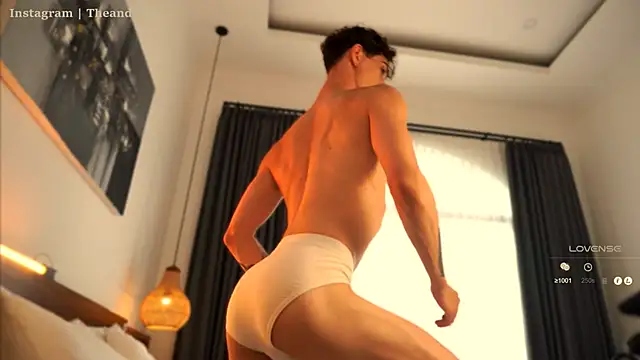 Snapshot of Bbrandon_ chatting on February 27, 9:20 am Bbrandon online show from February 27, 9:20 am