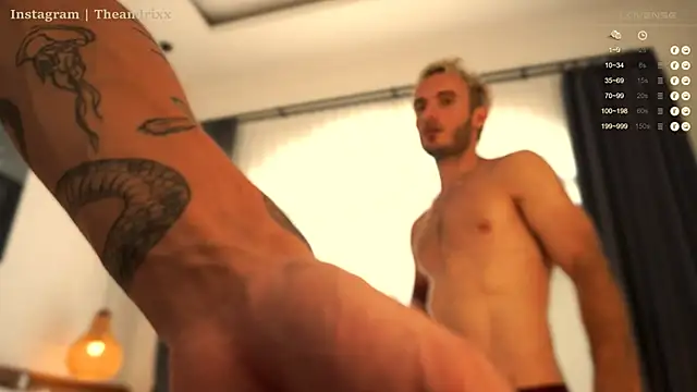 Snapshot of Bbrandon_ chatting on March 17, 3:44 am Bbrandon online show from March 17, 3:44 am