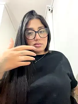 croftsmila online show from December 1, 10:37 pm