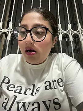 croftsmila online show from April 11, 11:53 pm