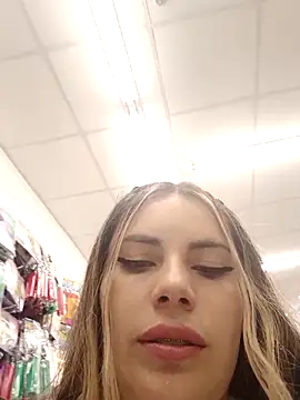 Misscata1106 online show from April 15, 6:04 pm