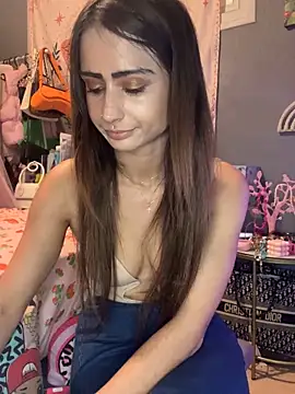 Snapshot of LaPetitechienne1 chatting on October 12, 5:23 pm LaPetitechienne1 online show from October 12, 5:23 pm