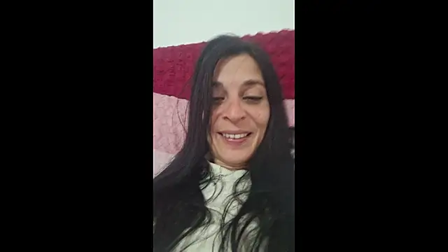 Snapshot of patatinahot87 chatting on January 5, 8:23 pm patatinahot87 online show from January 5, 8:23 pm