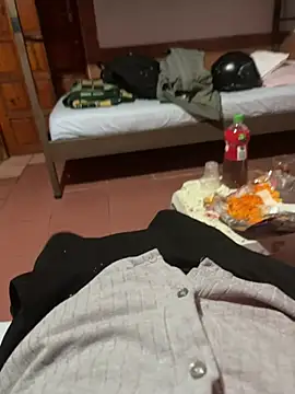 Aden P2 online show from January 8, 9:50 pm