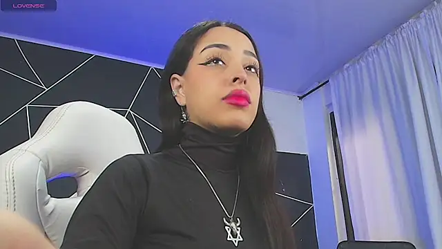 farichell online show from December 19, 8:49 pm