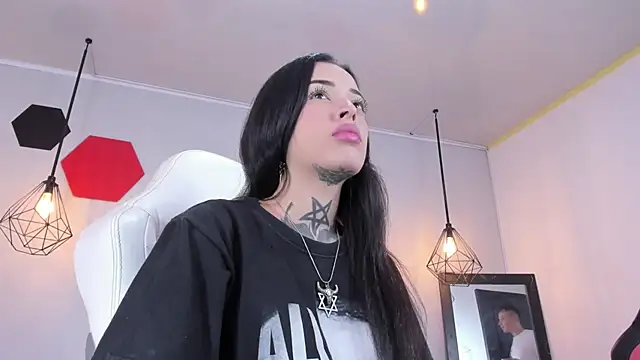 farichell online show from January 12, 8:36 pm