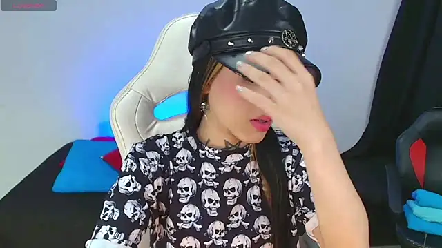 farichell online show from March 28, 10:09 pm