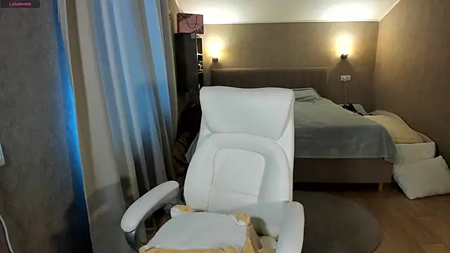 Your Wet Desire online show from April 5, 4:20 am