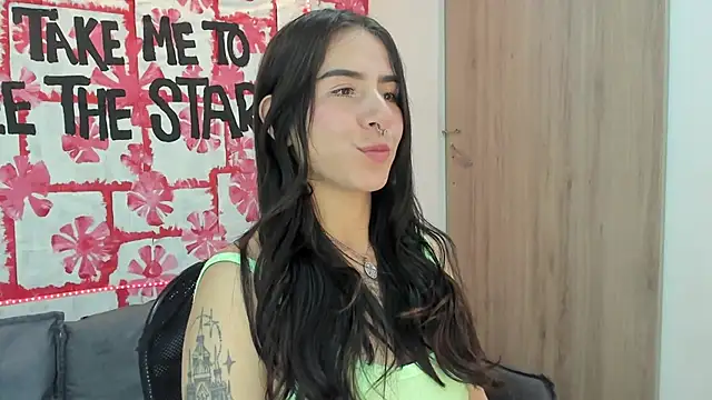 Mhelanny2 online show from March 8, 6:32 am