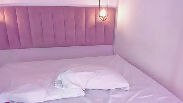 Snapshot of luisah_ chatting on March 22, 7:42 pm luisah online show from March 22, 7:42 pm