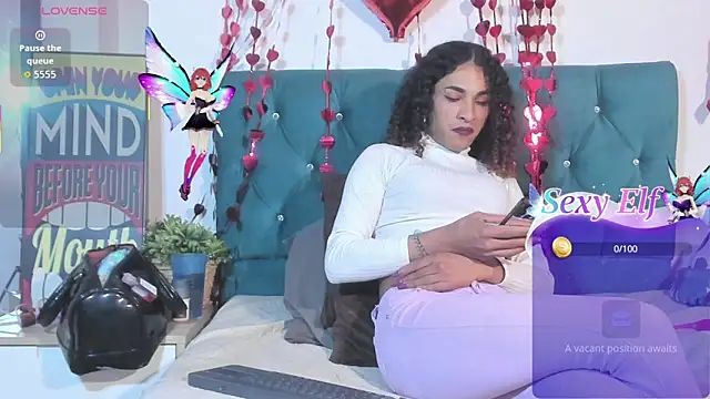 Snapshot of StefanyMiler chatting on March 2, 11:00 pm StefanyMiler online show from March 2, 11:00 pm