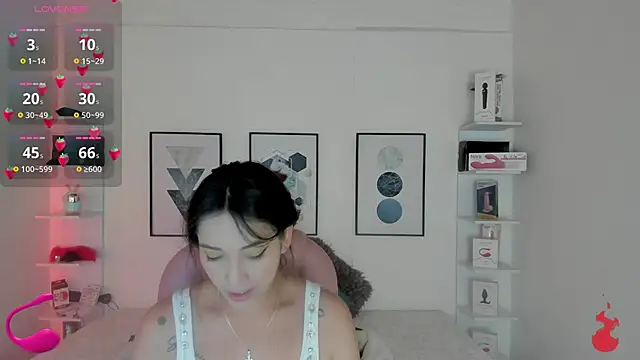 cristal  hot 1 online show from January 18, 4:04 am