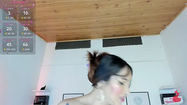 cristal  hot 1 online show from March 8, 10:11 am