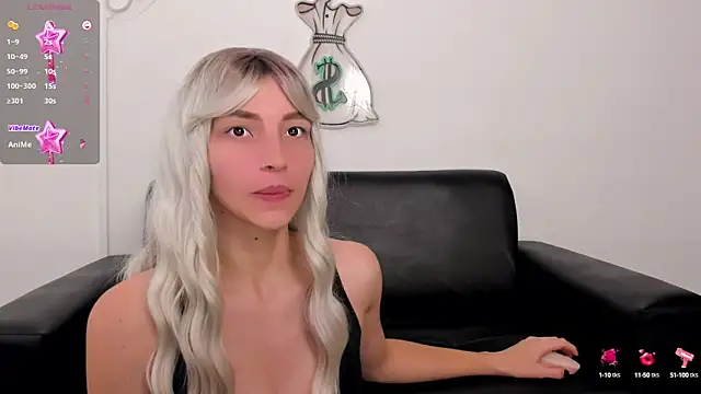 Snapshot of WhiteSun_01 chatting on January 9, 3:55 pm WhiteSun 01 online show from January 9, 3:55 pm